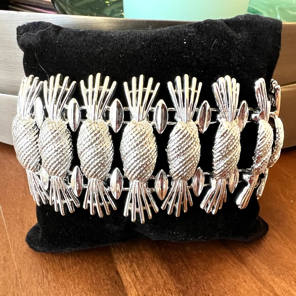 Sarah Coventry Art Deco Silver Bracelet - Picture 4 of 11